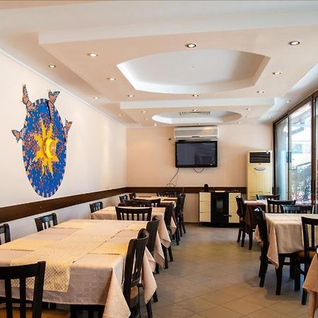 Раѝ Hotel Хисаря Екстериор снимка